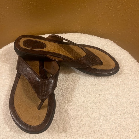 BOC Flip flops - Picture 3 of 5